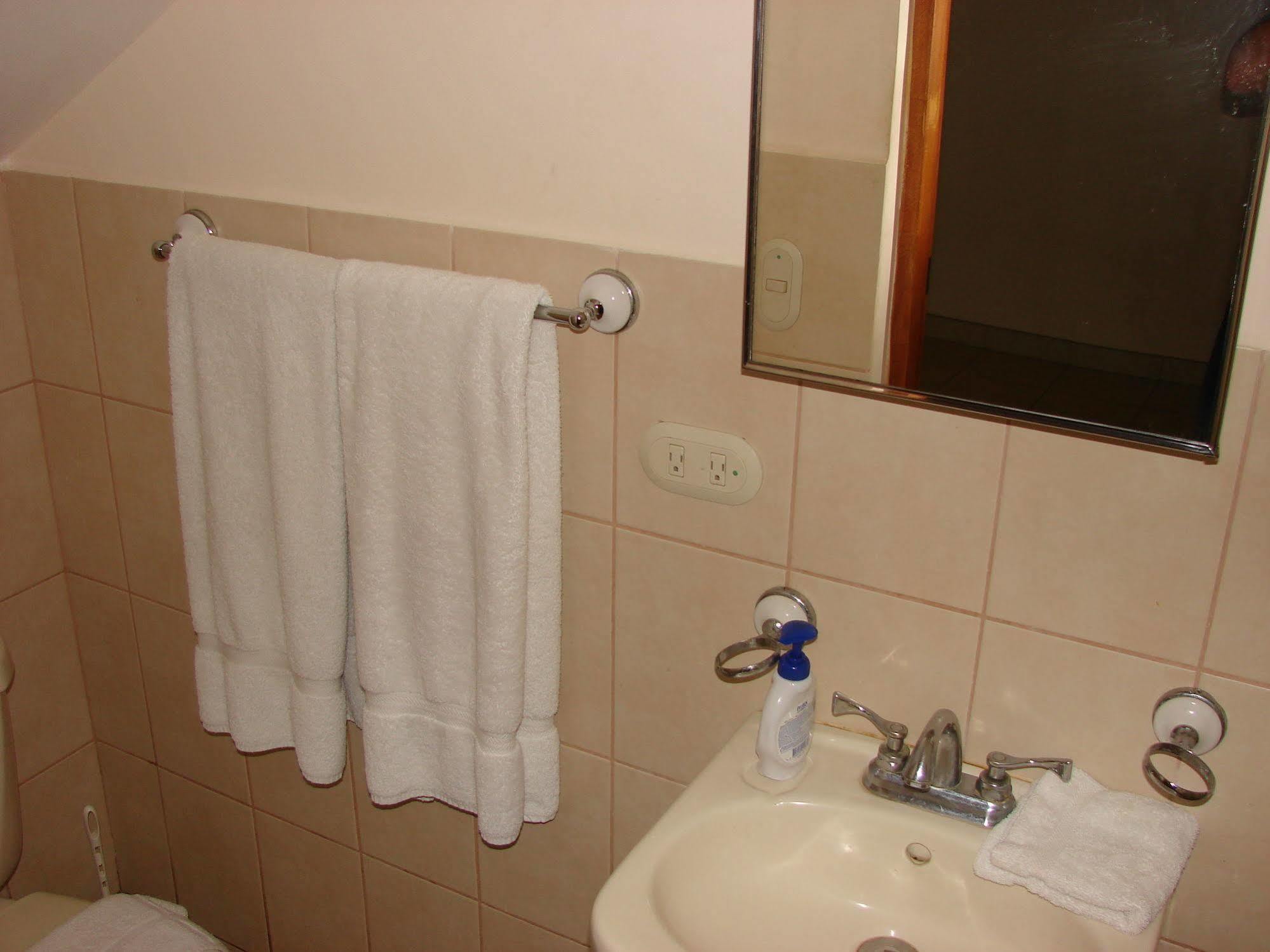 Villa Riviera 2 Bedroom Townhouse Playas del Coco Exterior photo