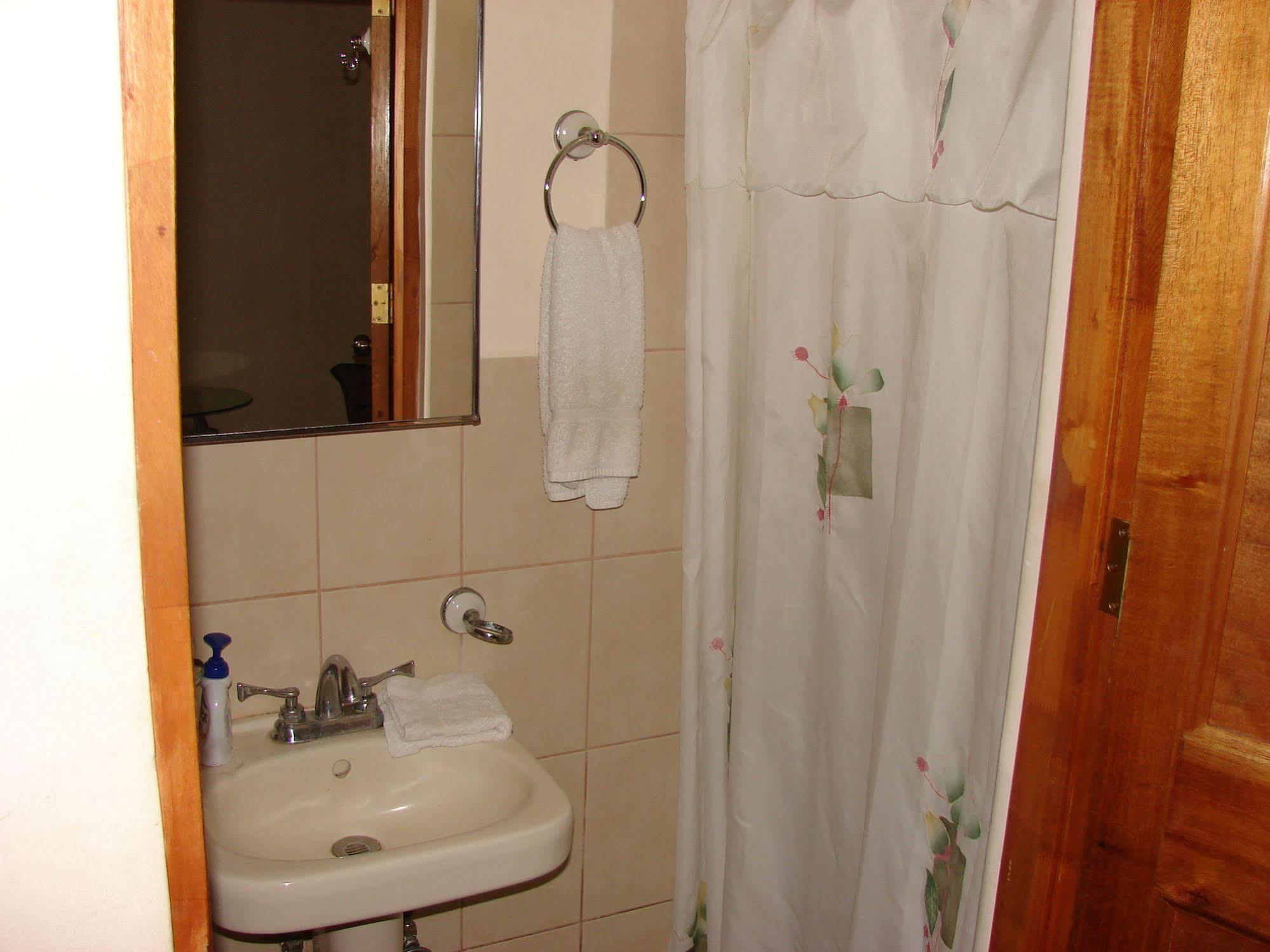 Villa Riviera 2 Bedroom Townhouse Playas del Coco Exterior photo
